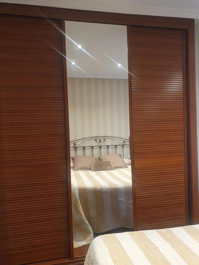 Casco Historico- Vivienda De 2 Habitaciones Con Parking Oviedo Exteriör bild